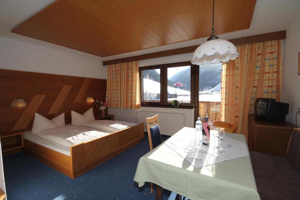 Apart Gletscherblick Kaunertal Chambre photo